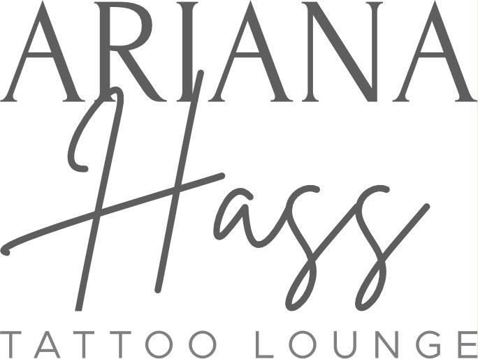 ARIANA HASS TATUADORA